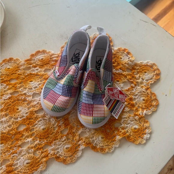 Vans Pride LGBTQ+ Slip On Multicolor Rainbow Low Top Shoes - Picture 3 of 5